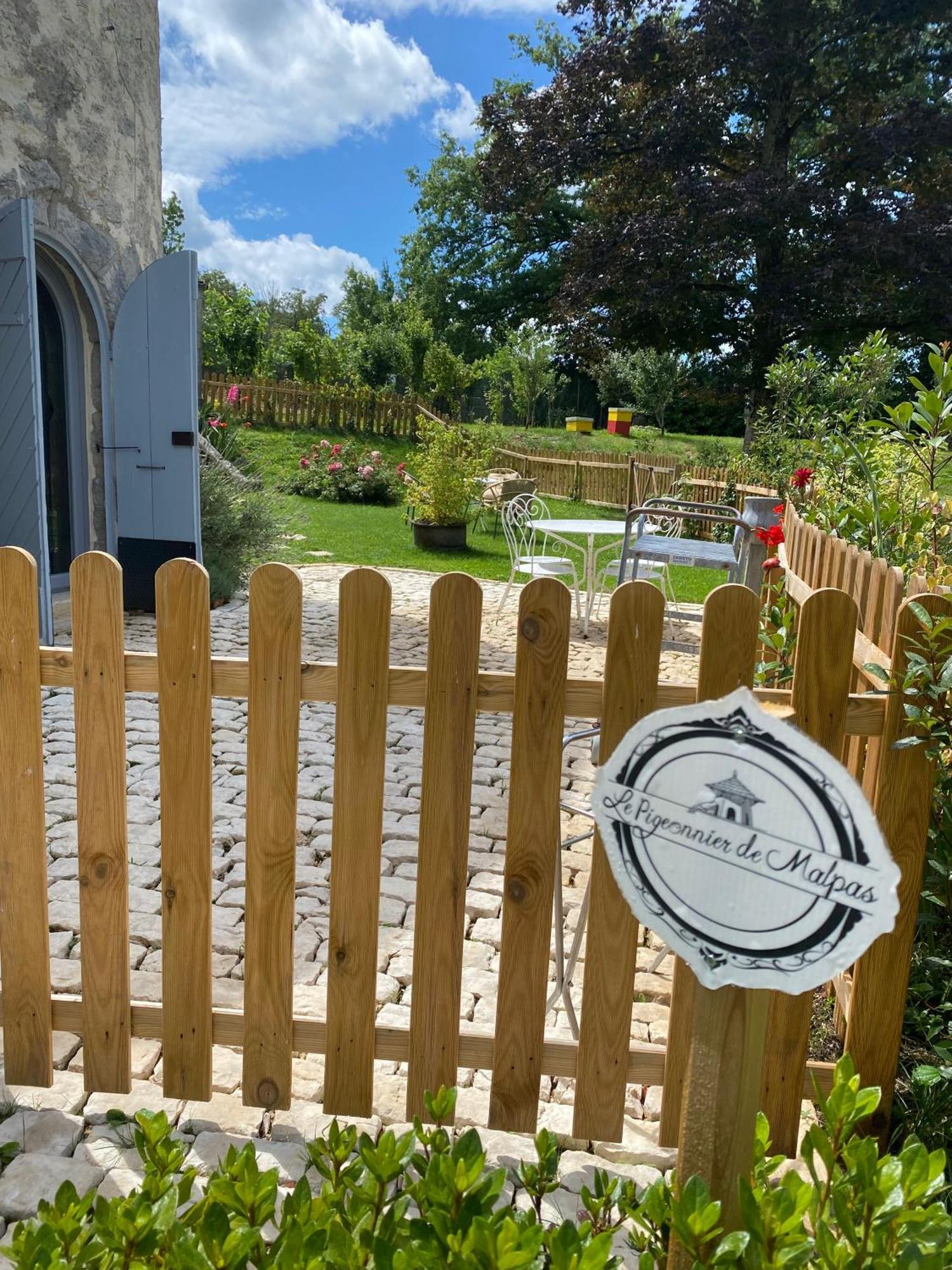Quingey Le Colombier De Malpas B&B 외부 사진